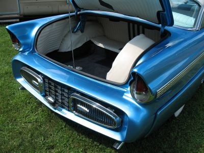 Frank-balzano-1956-ford-victoria6.jpg