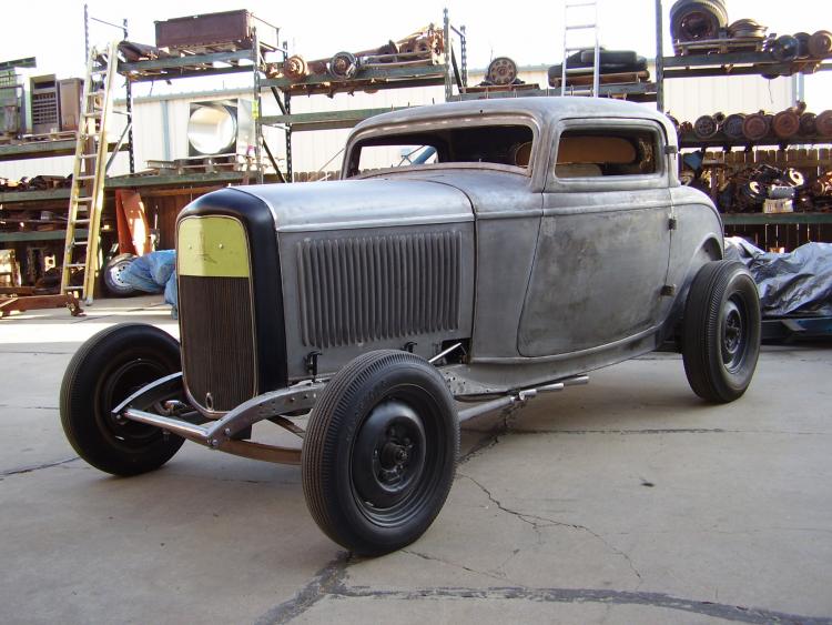 Larry Shinoda's 1932 Ford - Kustomrama