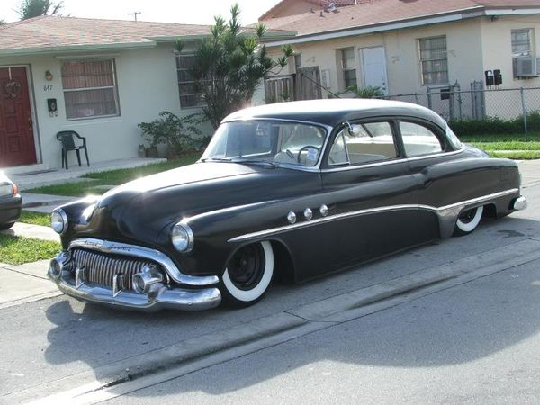 Yaril Quintana's 1951 Buick - Kustomrama