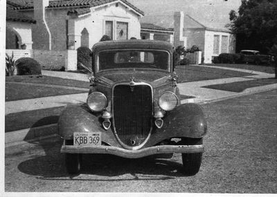 Bruce-schwartz-1933-ford-sedan2.jpg