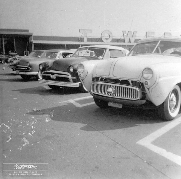 File:Towers-car-show-1950s-no1.jpg