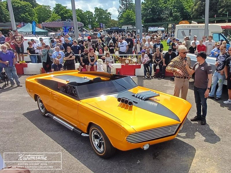 File:Andy-saunders-dodge-daroo-tribute-21.jpg