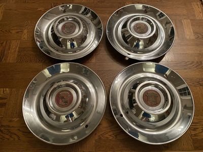 hubcaps that look like wheels