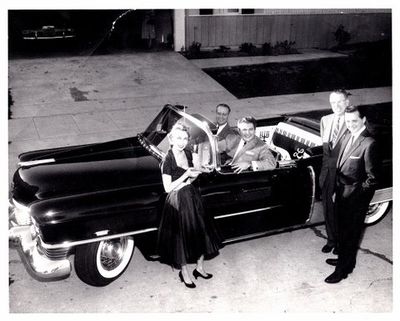 Liberace-1954-cadillac4.jpg